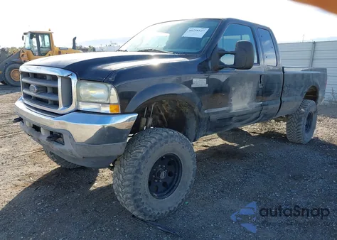 2002 Ford Super Duty F-250 Lariat/Xl/Xlt z USA, uszkodzony, nr VIN 1FTNX21F32ED34903